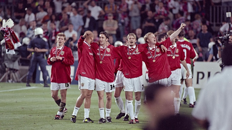 Khoảnh khắc lội ngược dòng không tưởng của Quỷ Đỏ tại chung kết Camp Nou năm 1999.