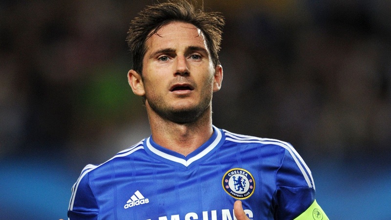 Frank Lampard - Cỗ máy ghi bàn đỉnh cao từ tuyến hai và là nhạc trưởng vĩ đại của The Blues.