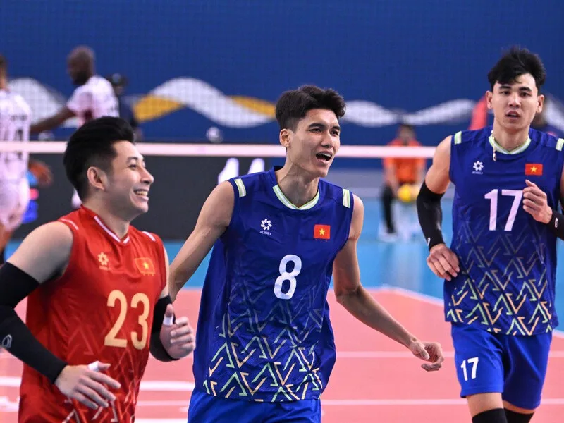 Nguyễn Ngọc Thuân và Trần Duy Tuyến được vinh danh sau màn trình diễn nổi bật trong chức vô địch SEA V.Cup 2026.