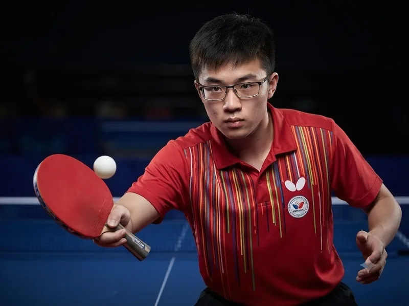 Một cây vợt đắt tiền chưa chắc phù hợp nếu tốc độ và độ cứng vượt quá khả năng kiểm soát của người chơi.