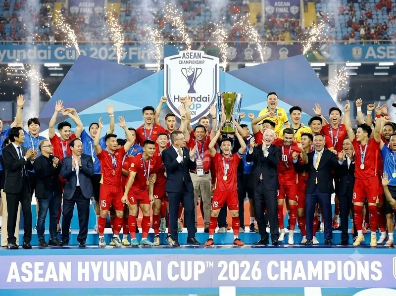 Việt Nam vượt qua Thái Lan để bảo vệ thành công chức vô địch AFF 2026.